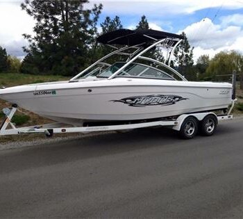 2004 Moomba Mobius XLV