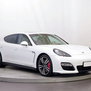 Porsche Panamera  GTS 2012