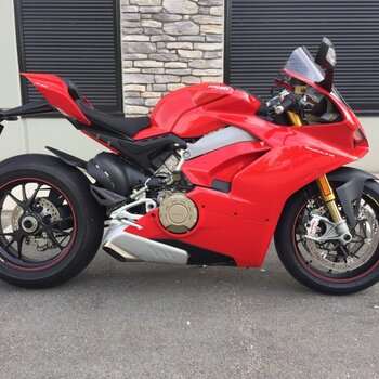 2018 Ducati Panigale V4 S