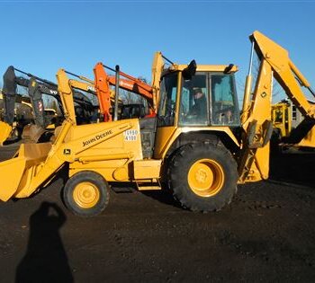 1901 John Deere Backhoes & Loaders