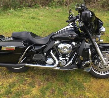 2012 Harley-Davidson FLHTCU Electra Gl...