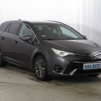 Toyota Avensis Combi 2.0 D-4D 2016