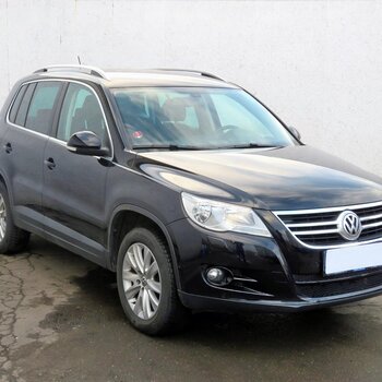 Volkswagen Tiguan  2.0 TSI 2010