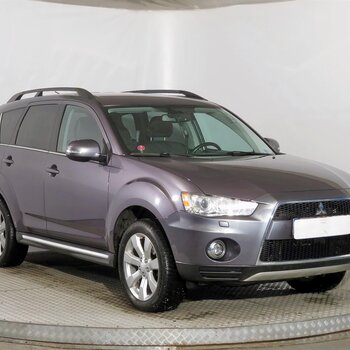 Mitsubishi Outlander  2.2 DI-D 2012