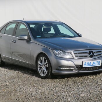 Mercedes-Benz C 180  2011