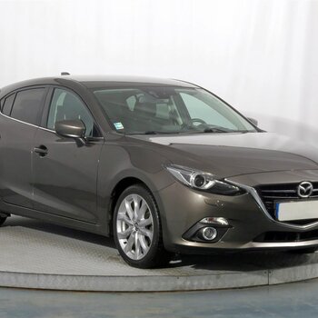 Mazda 3  2.0 i 2015