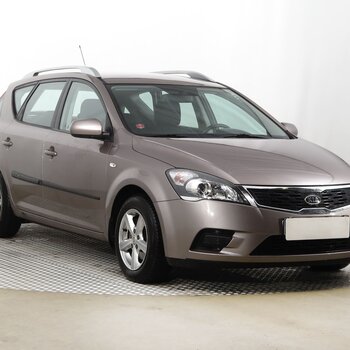 Kia Ceed Combi 1.4 i 2010