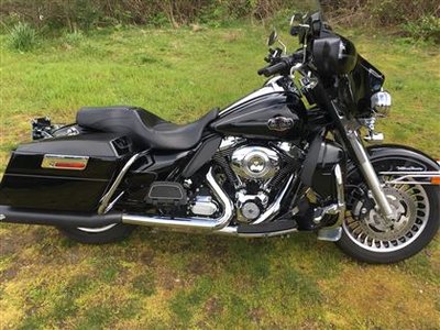 2012 Harley-Davidson FLHTCU Electra Glide Ultra  Classic