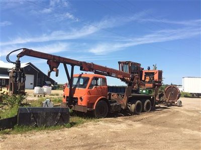 1989 General Heavy Equipment Hood