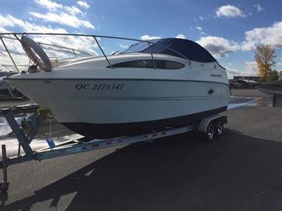 2004 Bayliner 245 SB