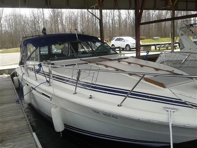 1981 Sea Ray Vanguard Express Cruiser