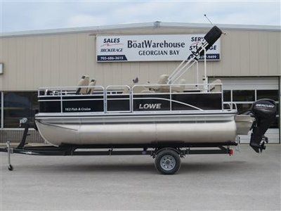 2017 Lowe Boats UF162