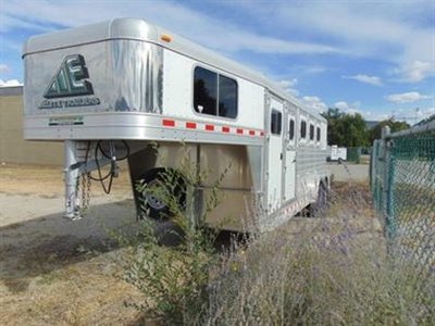 2014 Elite 4 Horse Gooseneck Trailer – MUSTANG model.