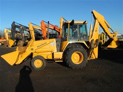 1901 John Deere Backhoes & Loaders