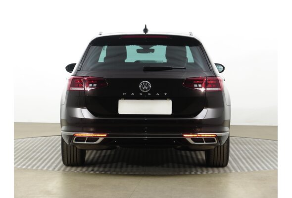 Volkswagen Passat Combi 2.0 TSI 2020