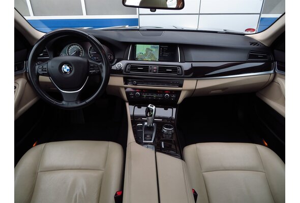 BMW 520 d Combi 2013