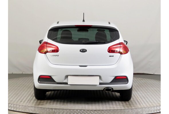 Kia Ceed  1.4 CRDi 2014