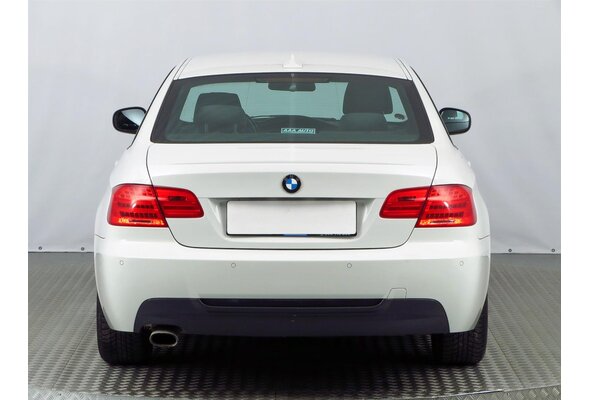 BMW 320 d xDrive Coupe 2013