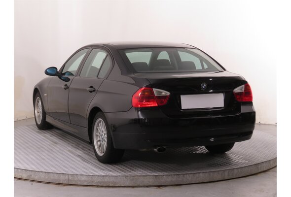 BMW 318 i  2006