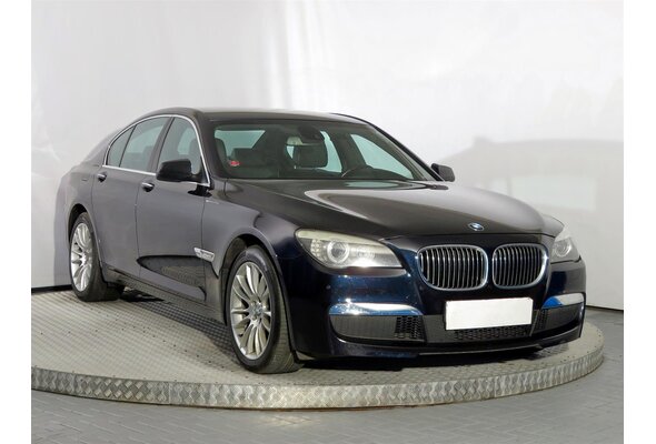 BMW 730 d  2011