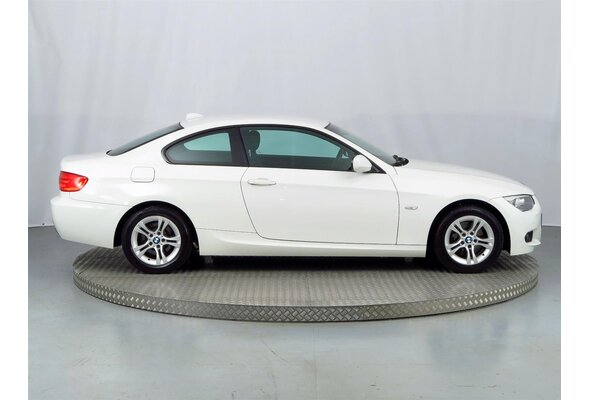 BMW 320 d xDrive Coupe 2013