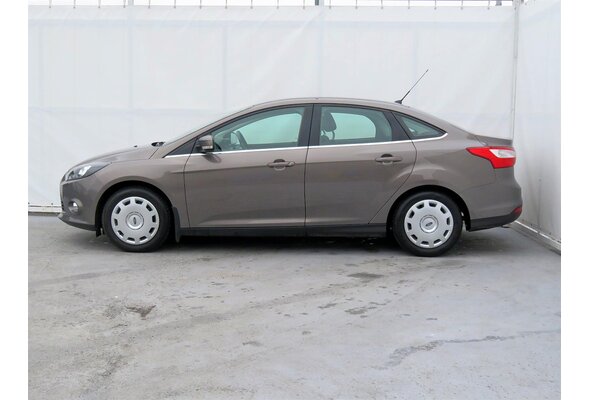 Ford Focus  1.6 i 2012