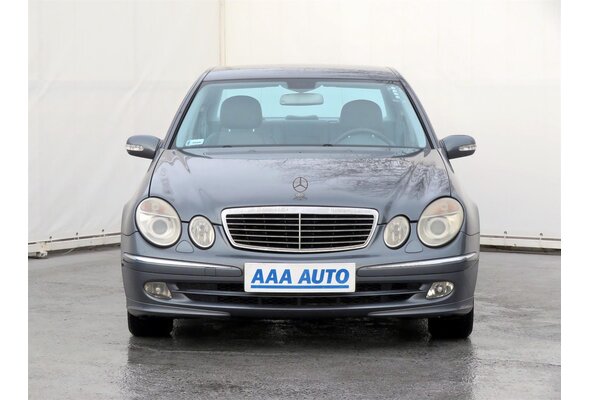 Mercedes-Benz E 220 CDI  2006