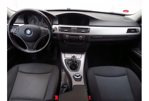 BMW 318 d Combi 2007