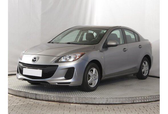 Mazda 3  1.6 2012