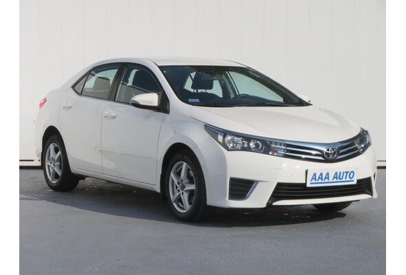 Toyota Corolla  1.3 Dual VVT-i 2014