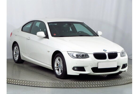 BMW 320 d xDrive Coupe 2013