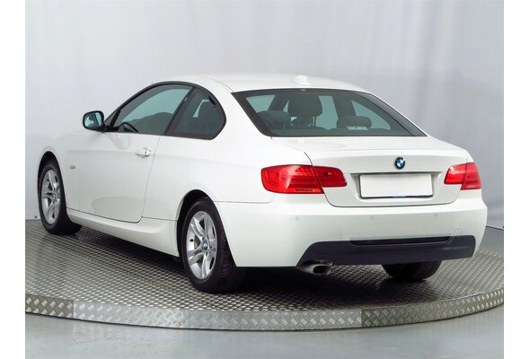 BMW 320 d xDrive Coupe 2013