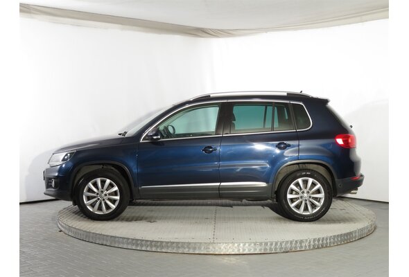 Volkswagen Tiguan  2.0 TDI 2012