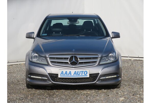 Mercedes-Benz C 180  2011