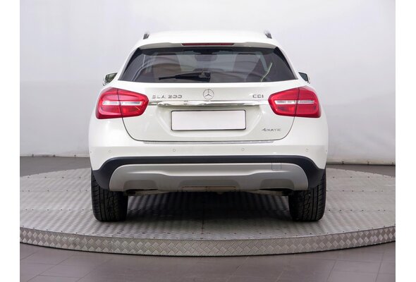 Mercedes-Benz GLA 200 CDI 4MATIC  2014