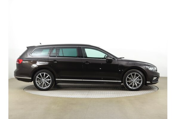 Volkswagen Passat Combi 2.0 TSI 2020