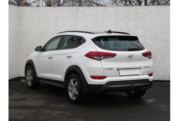 Hyundai Tucson  2.0 CRDi 2015