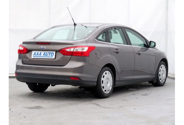 Ford Focus  1.6 i 2012