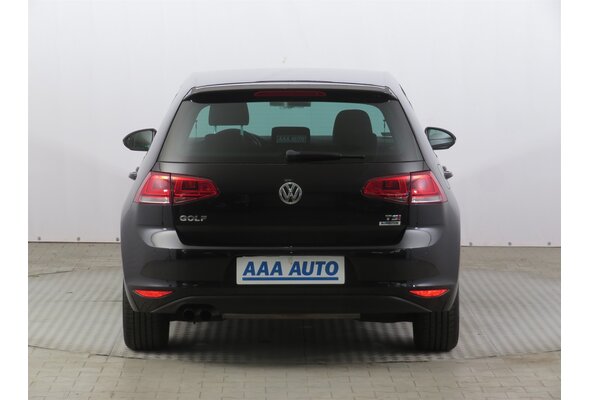 Volkswagen Golf  1.4 TSI 2014