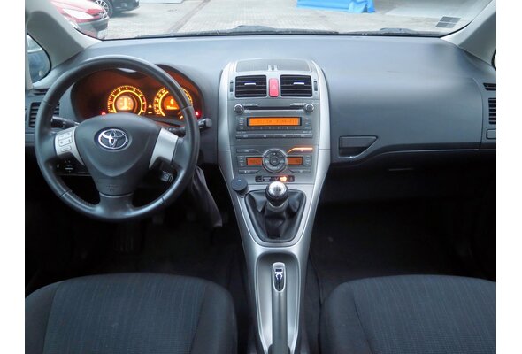 Toyota Auris  1.6 Dual VVT-i 2008