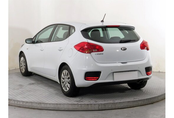 Kia Ceed  1.4 CVVT 2016