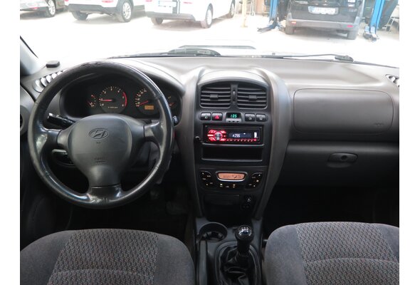 Hyundai Santa Fe  2.0 CRDi 2004