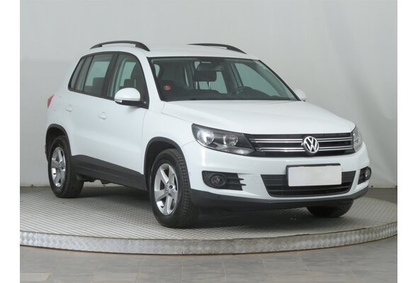 Volkswagen Tiguan  2.0 TDI 2014