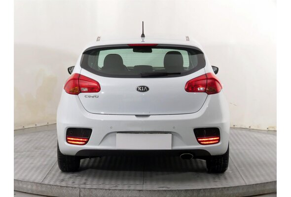 Kia Ceed  1.4 CVVT 2016