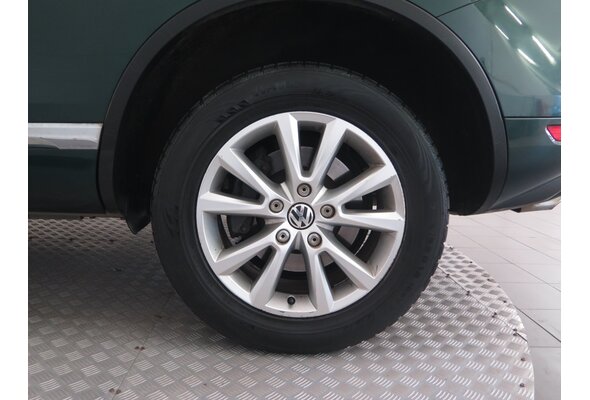 Volkswagen Touareg  3.0 TDI 2011