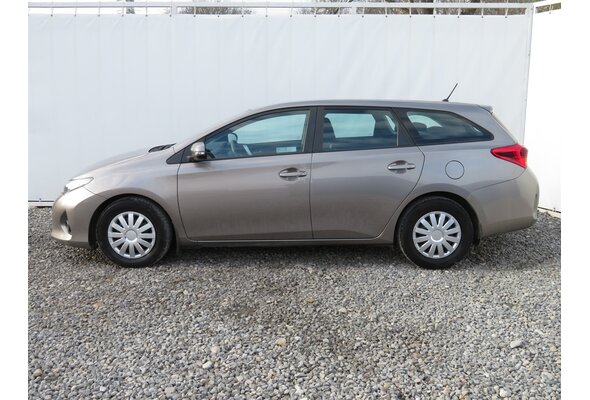 Toyota Auris Combi 1.4 D-4D 2015