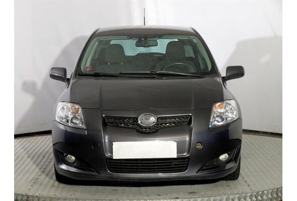 Toyota Auris  2.2 D-CAT 2007