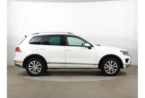 Volkswagen Touareg  3.0 TDI 2015