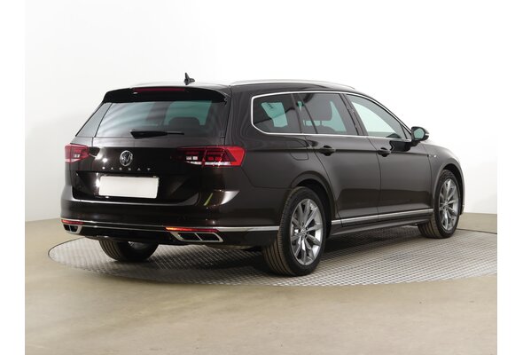 Volkswagen Passat Combi 2.0 TSI 2020