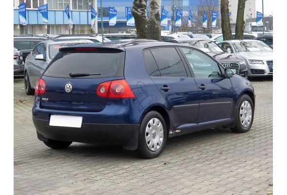 Volkswagen Golf  1.4 16V 2005